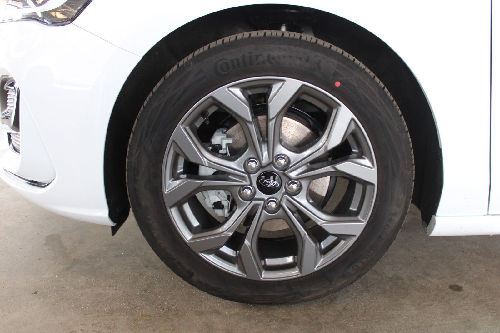 Fahrzeugabbildung Ford Focus MHEV ST-Line FahrerAssistenz + WinterPaket