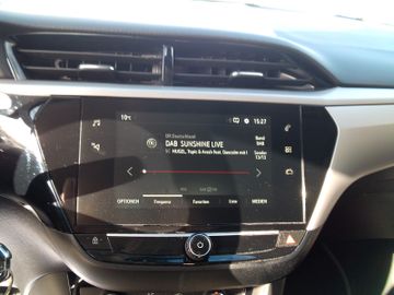 Bild 17 Opel Corsa F 1.2 Edition Alu LHZ PDC+Kam Navigation