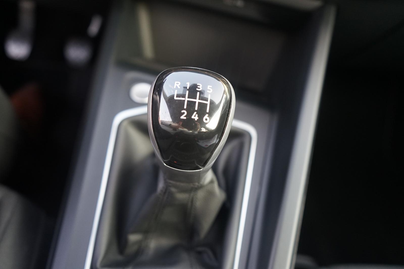 Volkswagen Golf 1.5 TSI Life LED Navi ACC Android Apple, миниатюра 30