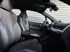 Fahrzeugabbildung BMW 220i Active Tourer -- M Sport/ ACC/ AHK/ HeadUp