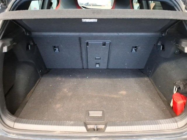 Volkswagen Golf - Bild 7