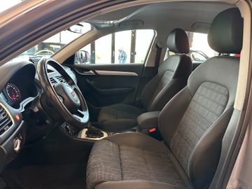 Audi Q3 sport quattro *TOTWASSIST*LED*NAVI*AHK*KAM*