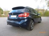 BMW 220d Automatik LED Leder Sportsitz 18" AHK - blaue BMW 220 Active Tourer