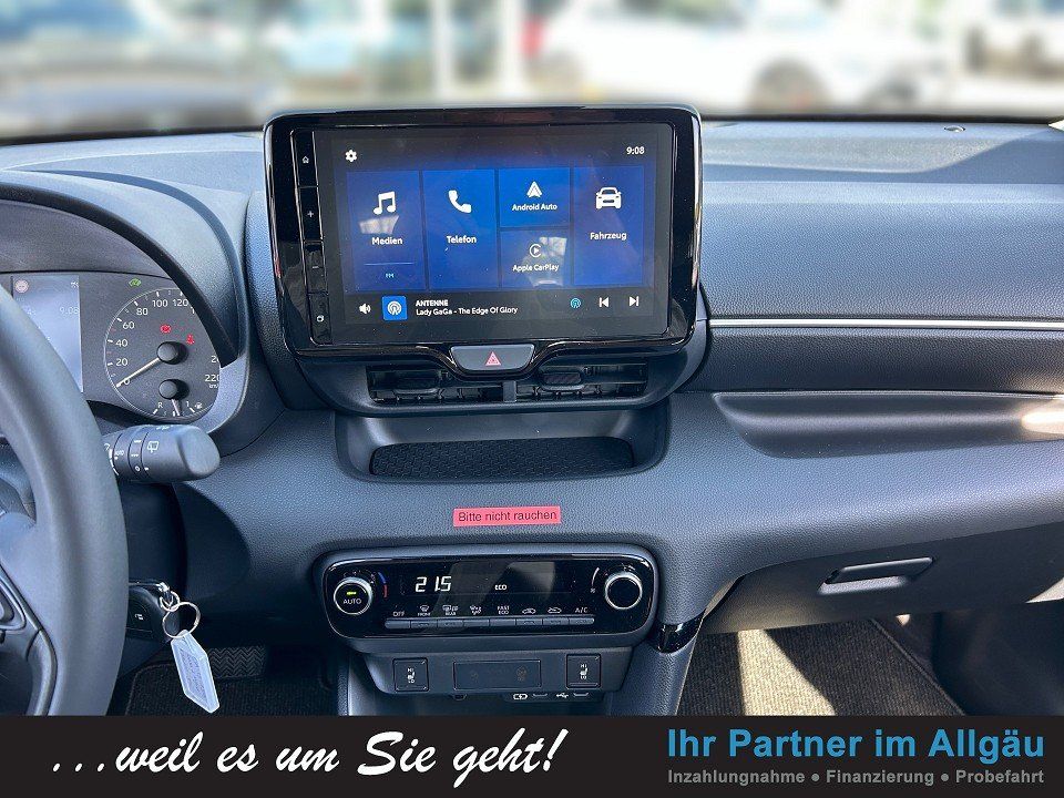 Fahrzeugabbildung Mazda 2 HYBRID 2024 1.5 VVT-i CVT FWD CENTRE KAMERA+BT