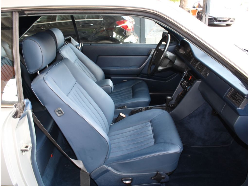 Fahrzeugabbildung Mercedes-Benz 300 CE Coupe W124*2.Hand NUR 19T KM*H Zulassung