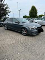 Mercedes-Benz Mercedes CLA 220 CDI Automatik / sehr gepf... - Mercedes-Benz CLA 220 in Bielefeld
