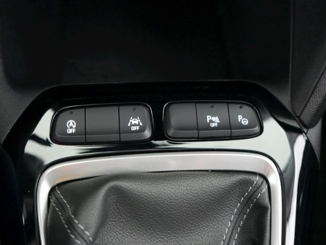 Corsa F ELEGANCE+LED-MATRIX-LICHT+LEDER+MASSAGES