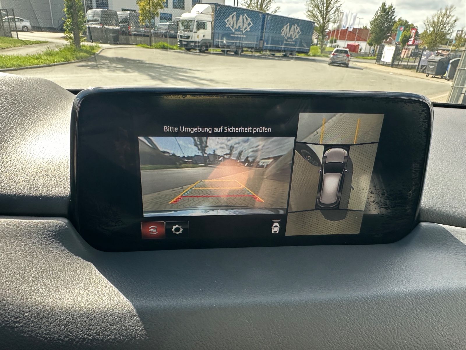 Fahrzeugabbildung Mazda CX-5 Sports-Line AWD/Navi/Leder/LED/360°Kam/AHK