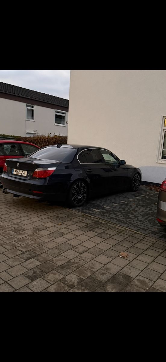 BMW 525 E60 525i