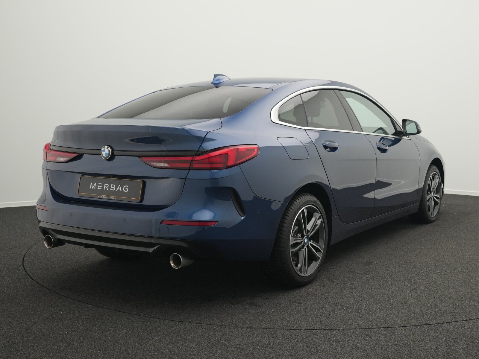 BMW 220 Gran Coupé i Sport Line imagem 3