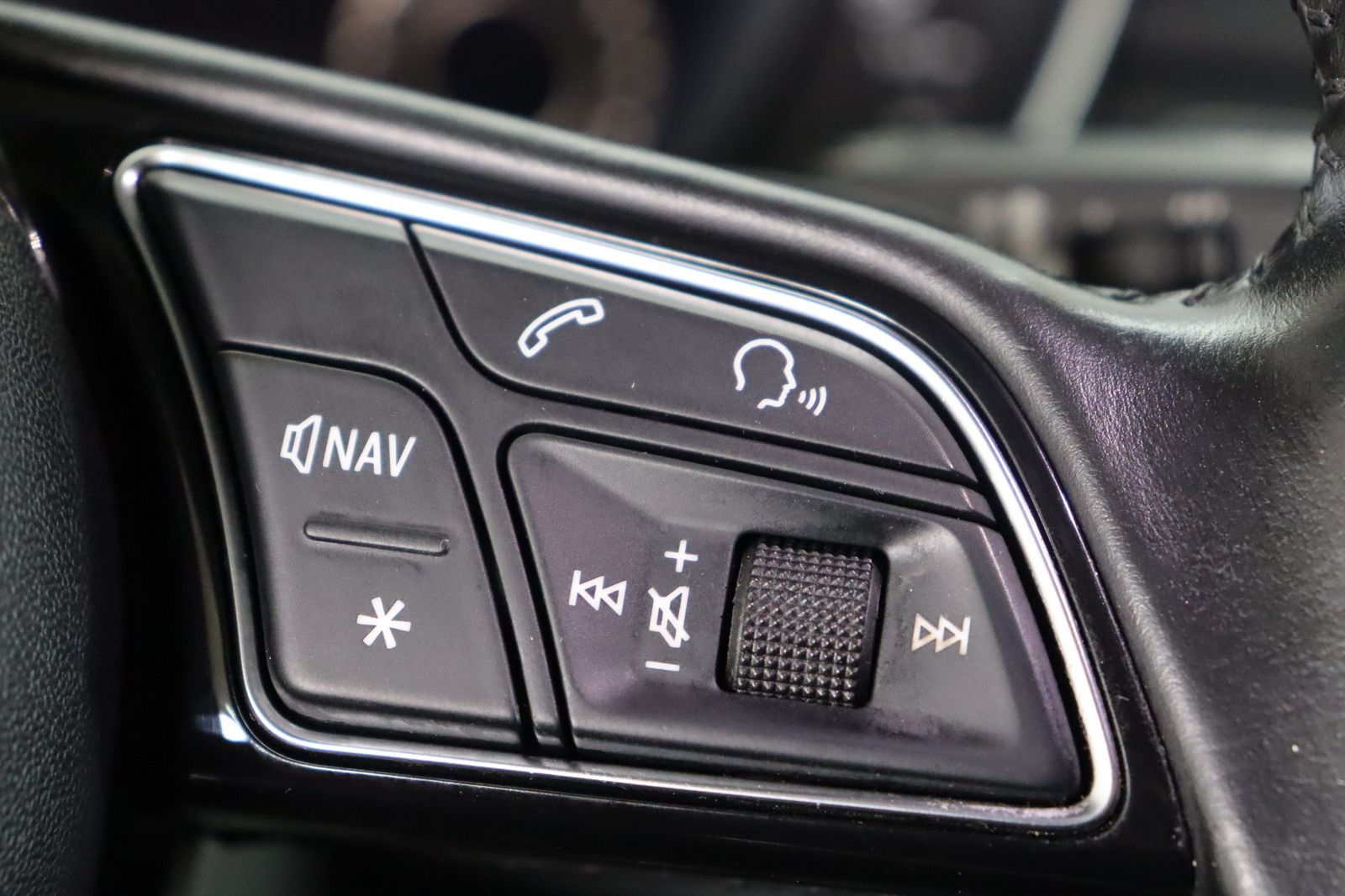 Fahrzeugabbildung Audi A4 Allroad Quattro LED * Sportsitze * Navi * Sit
