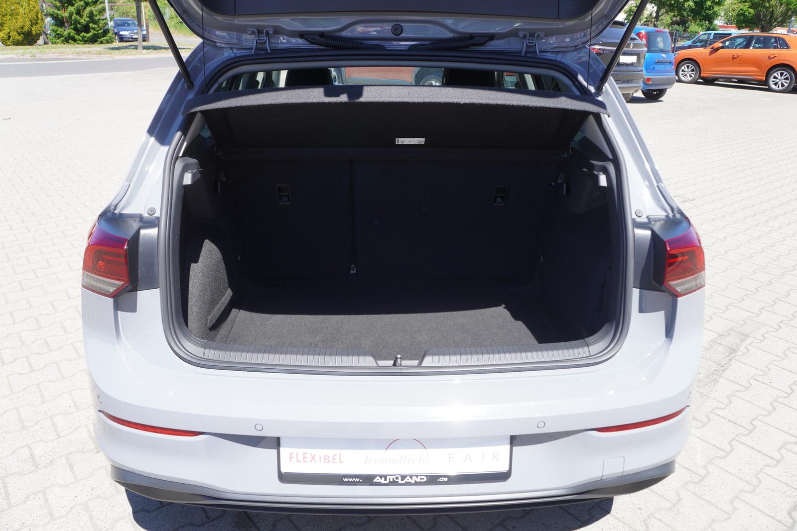 Volkswagen Golf VIII 1.0 TSI LED Sitzheizung PDC, миниатюра 27