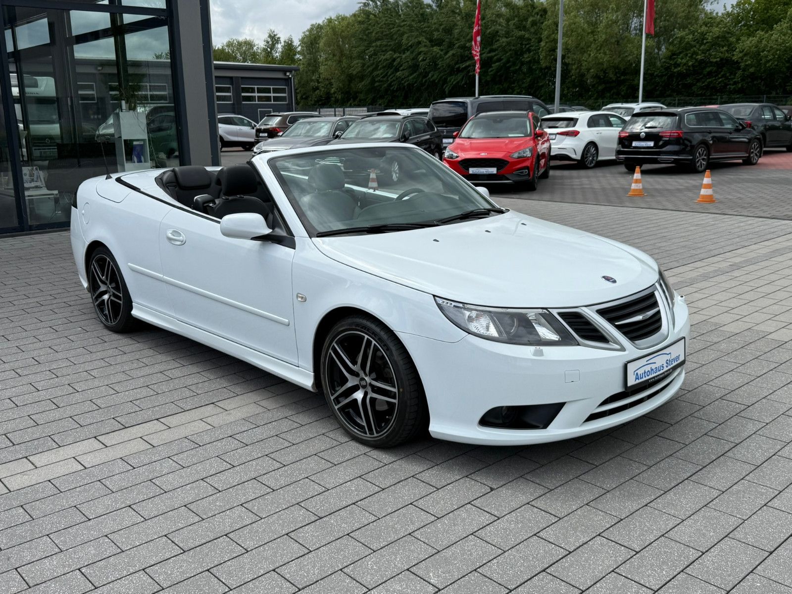 Fahrzeugabbildung Saab 9-3 Cabriolet Vector