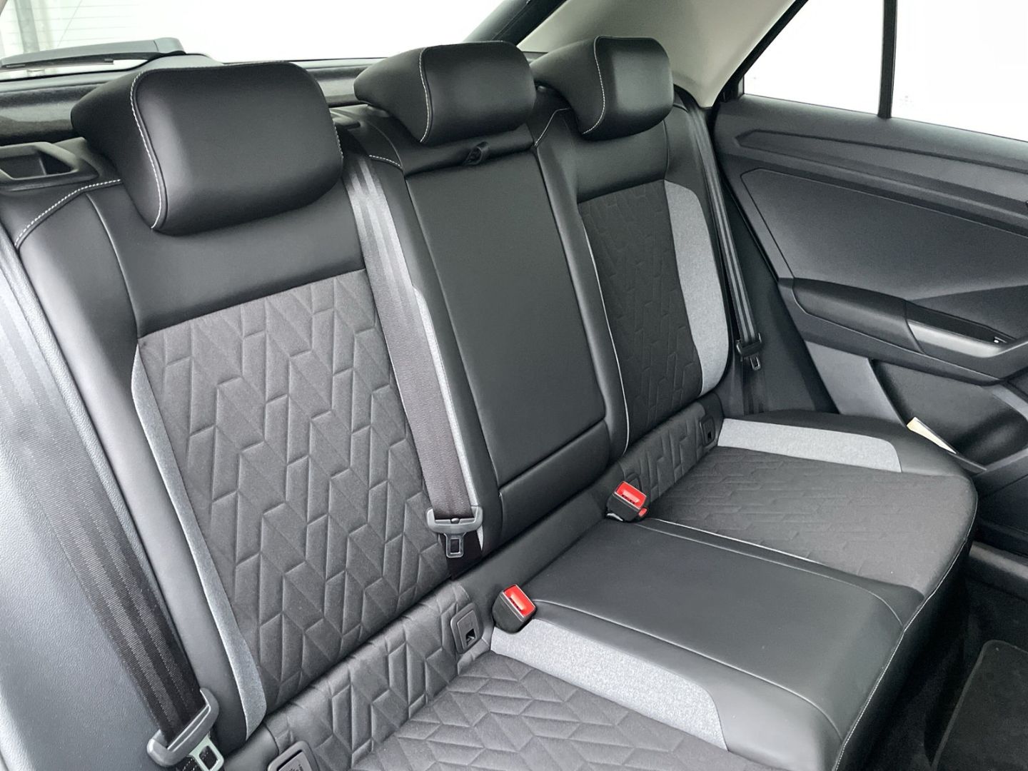 T-Roc 1.0 TSI Goal AHK/Kamera/ACC/Navi/App-Con. 