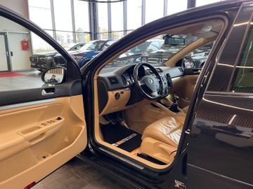 Volkswagen Golf V Lim. GTI *Klima*SHZ*Vollleder*TÜV neu*
