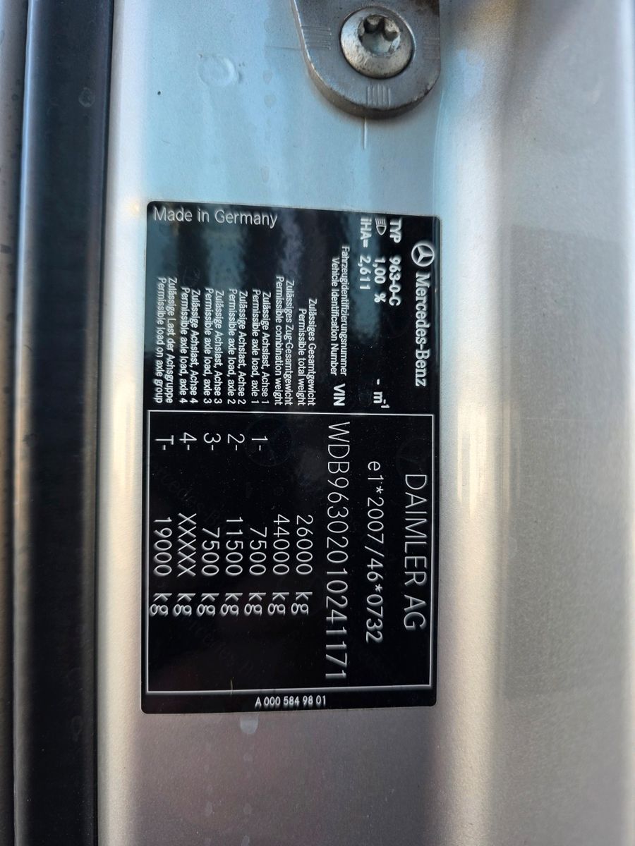 Fahrzeugabbildung Mercedes-Benz Actros 2543 L 6x2 Palfinger PK 18002-EH D Funk