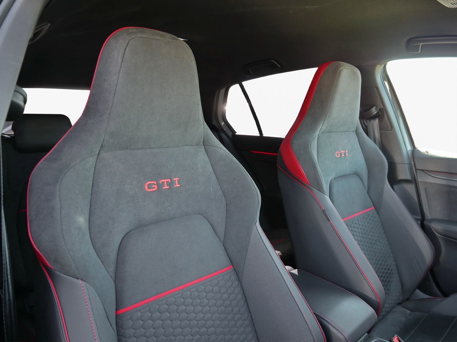 Volkswagen Golf - Bild 10