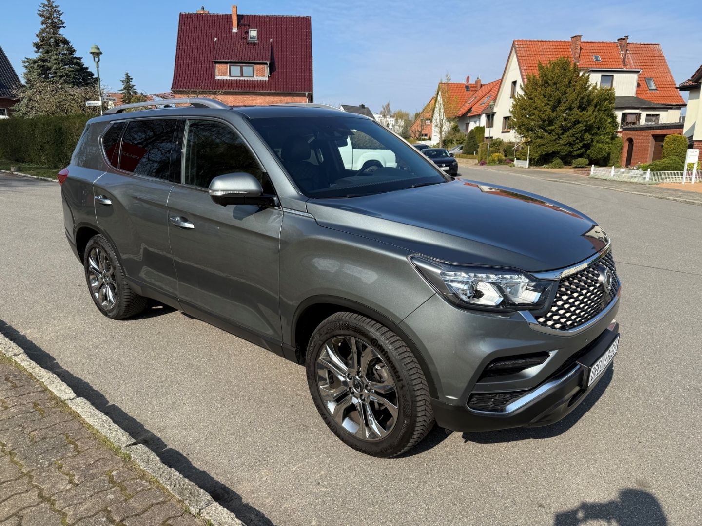 Fahrzeugabbildung KGM Rexton 2.2 AWD AT Sapphire Leder+SHZ+LHZ+Kamera