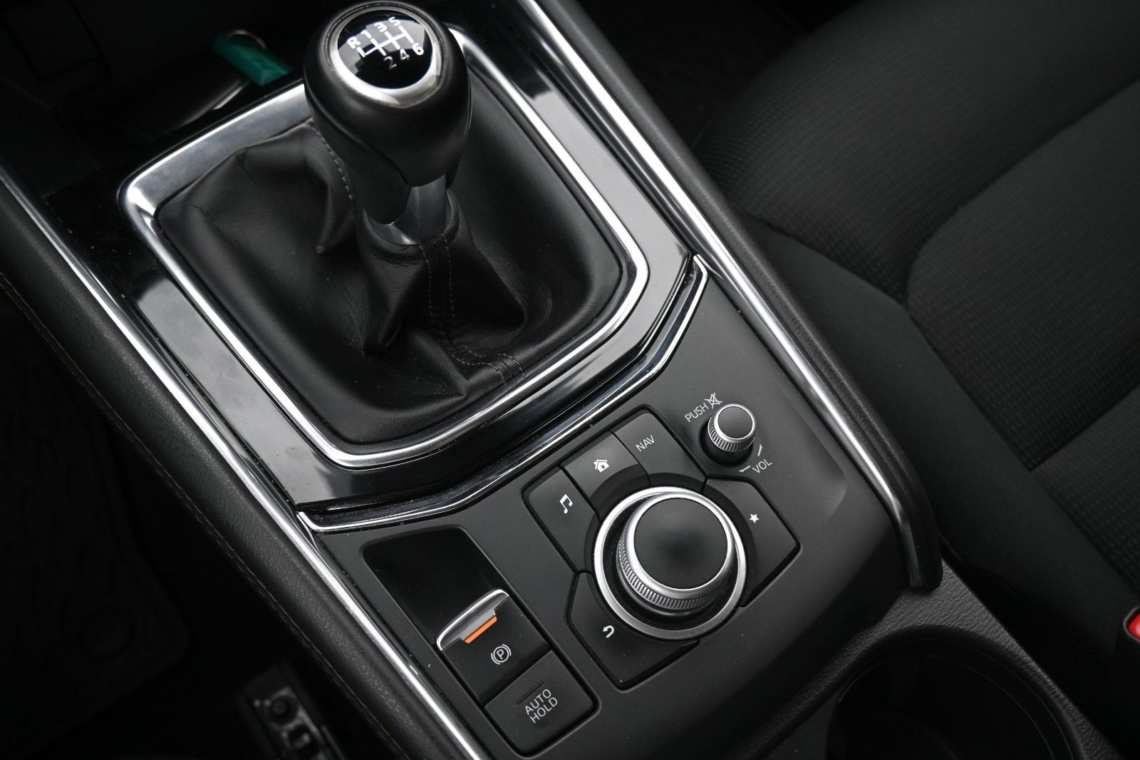 Fahrzeugabbildung Mazda CX-5 Sports-LineAWD*BOSE*HuD*AHK*360*ACC*