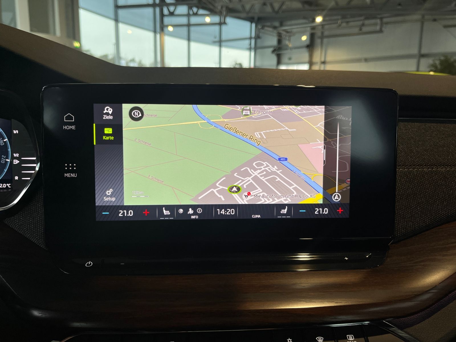 Fahrzeugabbildung SKODA Octavia Combi Scout 4x4 VIRTUAL ACC HUD LED