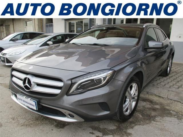 Mercedes-Benz MERCEDES-BENZ GLA 200 d Automatic Sport