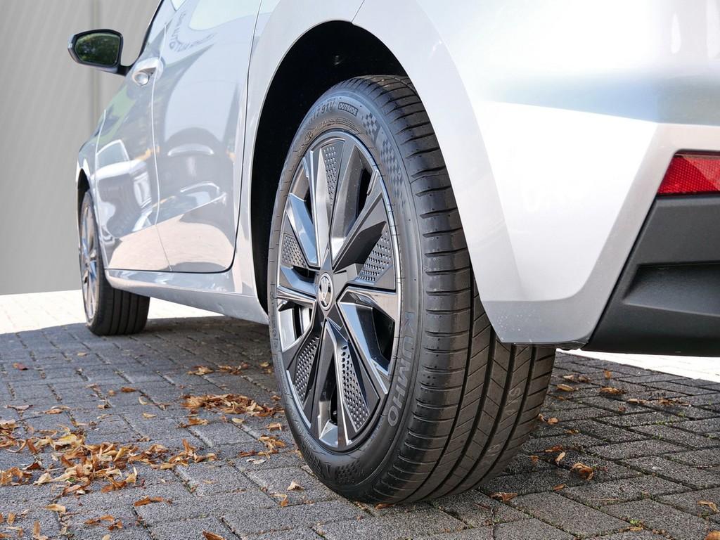 Skoda Fabia Tour 1.0 l TSI DSG 85 kW / 116 PS