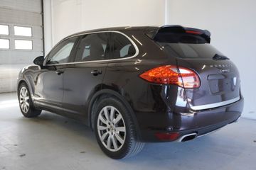 Porsche Cayenne - 3