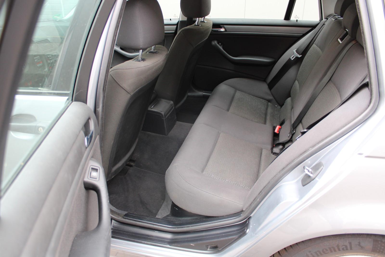 BMW 316 2004 — photo 9