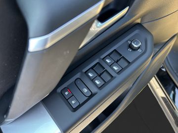 Jeep Compass E-Hybrid First Edition PANORAMA ACC LED
