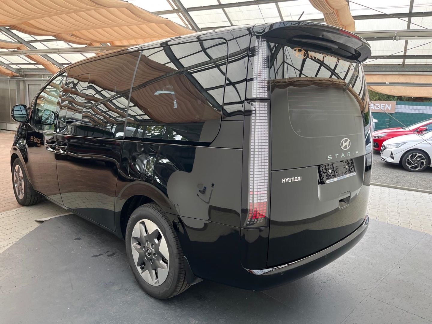 Hyundai Staria – Bild 3