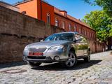 Subaru Legacy Outback 2.5i Outback 4x4 Leder beige TÜV - Subaru Legacy: 2.5