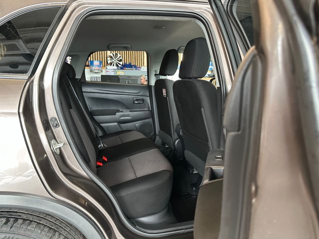 MYAUTOCENTER – Gebraucht- und Jahreswagen mit Werkstattservice in Pfaffenhofen Mitsubishi ASX Edition 100+ 4WD *TÜV*Xenon*Kamera*