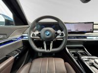 BMW 750 - Vorschau Bild 11