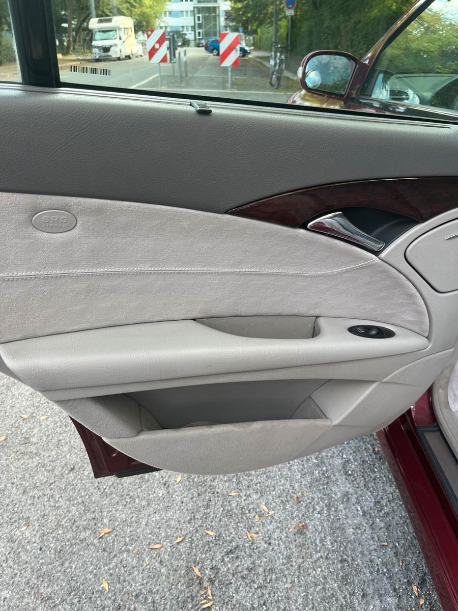 Mercedes-Benz  2004 — photo 9