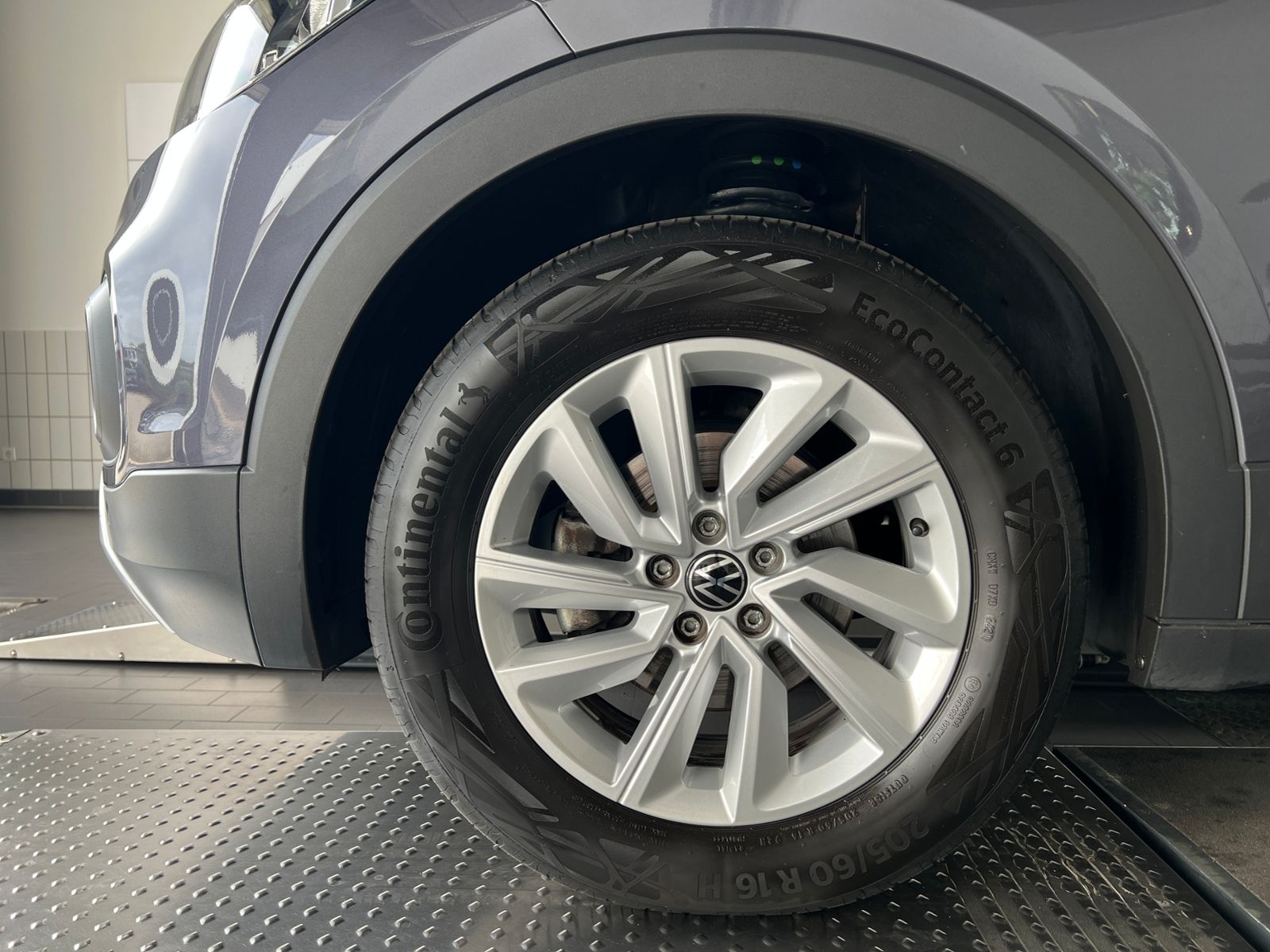 Fahrzeugabbildung Volkswagen T-Cross Life 1.0 TSI DSG *Climatronic, Sitzhzg.,