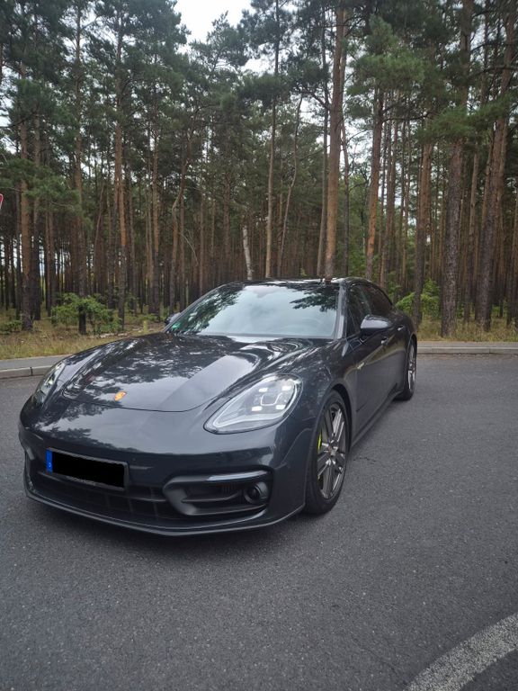 Image of Porsche Panamera