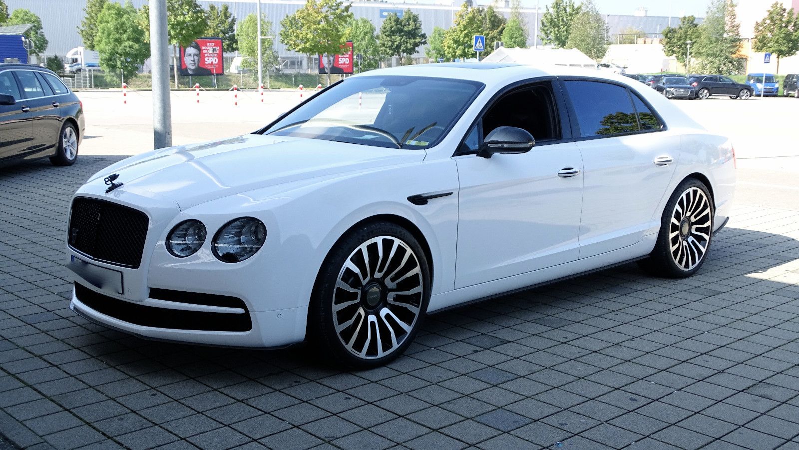 BENTLEY Continental Flying Spur
