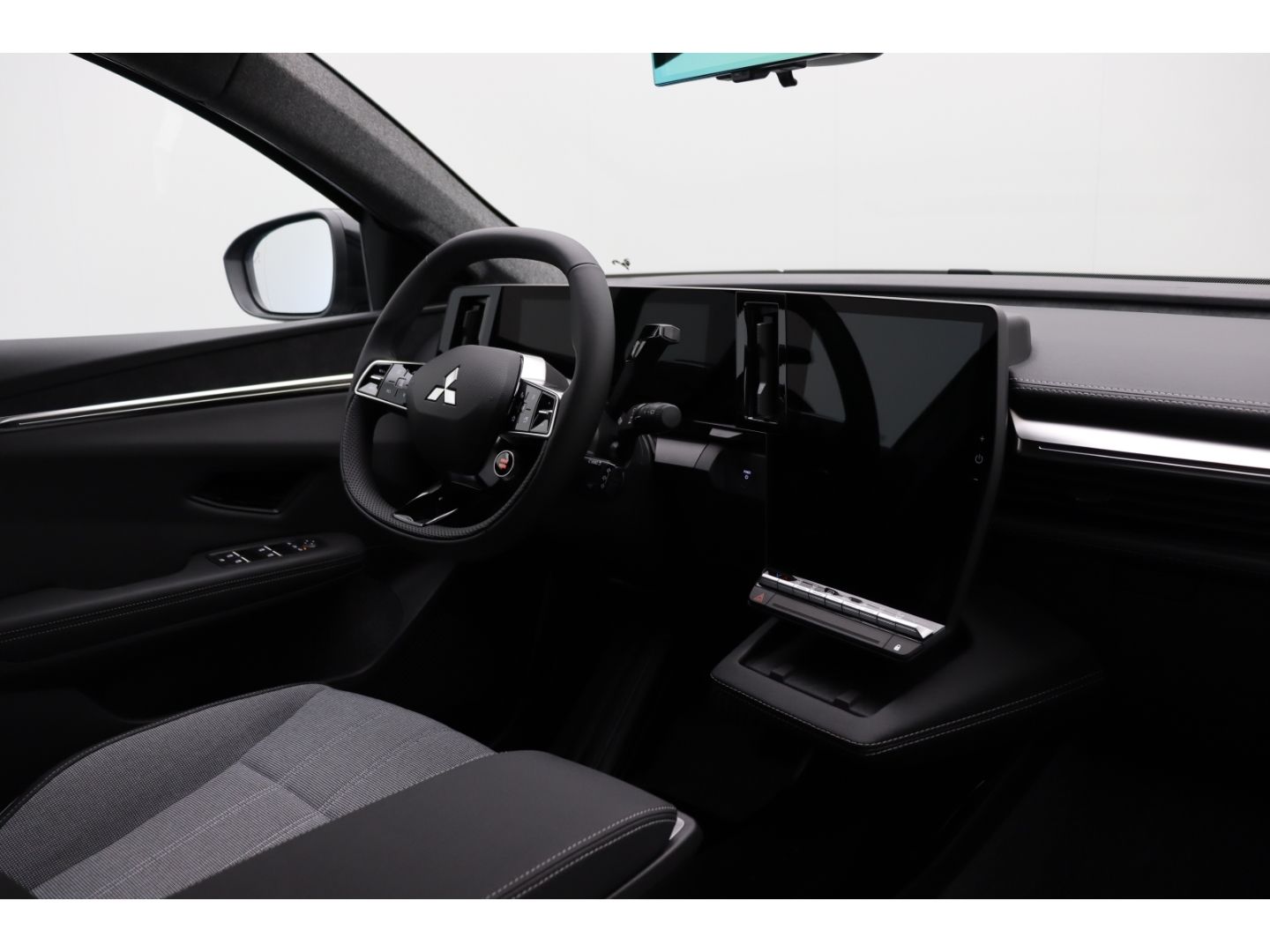 Fahrzeugabbildung Mitsubishi Eclipse Cross Diamant Top 11 KW ACC Totwinkelass