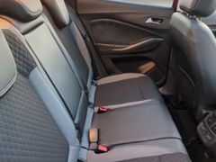 OPEL Grandland TurboD Innovation/Pano/LED/360°/Tempo.