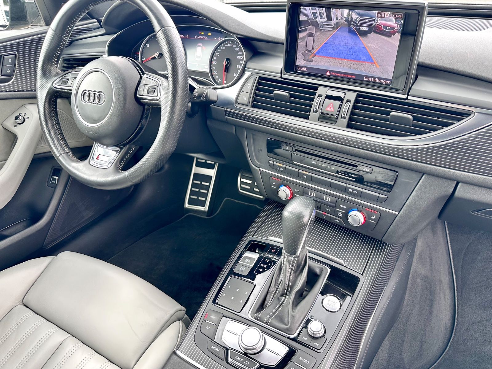 Fahrzeugabbildung Audi A6 AVANT 3.0 TDI QUATTRO COMPETITION CLEAN*2017*