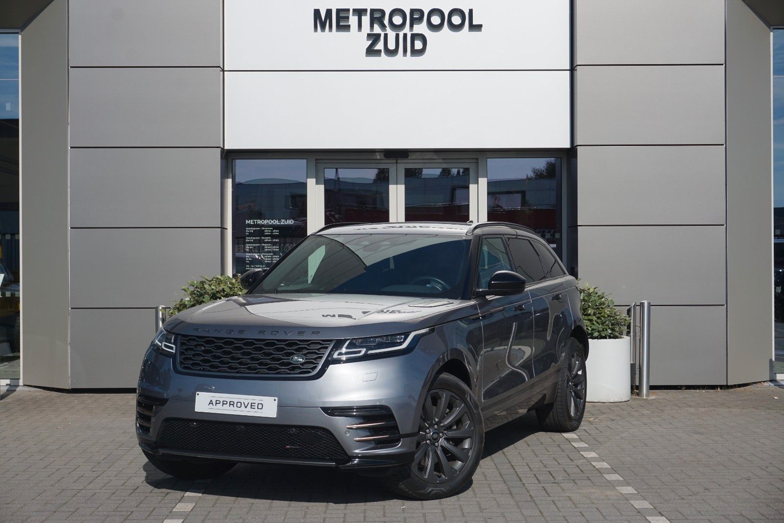 Land Rover Range Rover Velar R-Dynamic SE