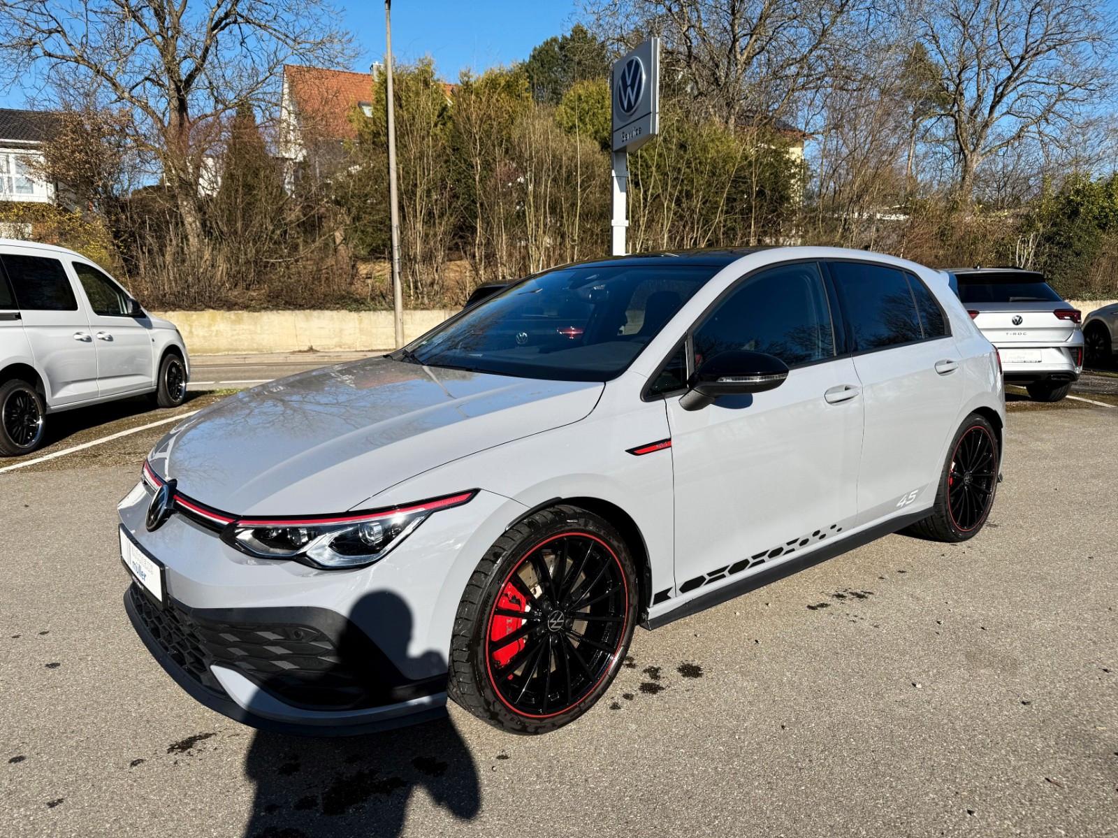 Volkswagen Golf VIII Lim. GTI Clubsport 45 Akrapovic Matrix