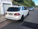 Mercedes-Benz ML 350 BlueTEC 4MATIC - - Mercedes-Benz ML 350 von privat
