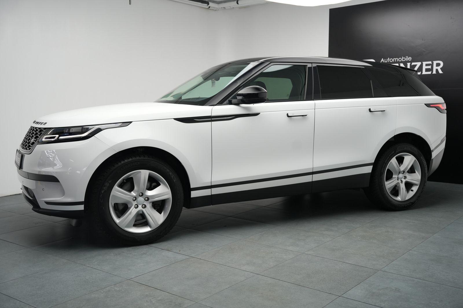 Fahrzeugabbildung Land Rover Range Rover Velar Kamera*Head-UP*Matrix*CarPlay