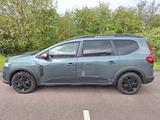 Dacia Jogger Hybrid 140 M-M-Auto Extreme+ 5-Sitzer... - Dacia Jogger von privat
