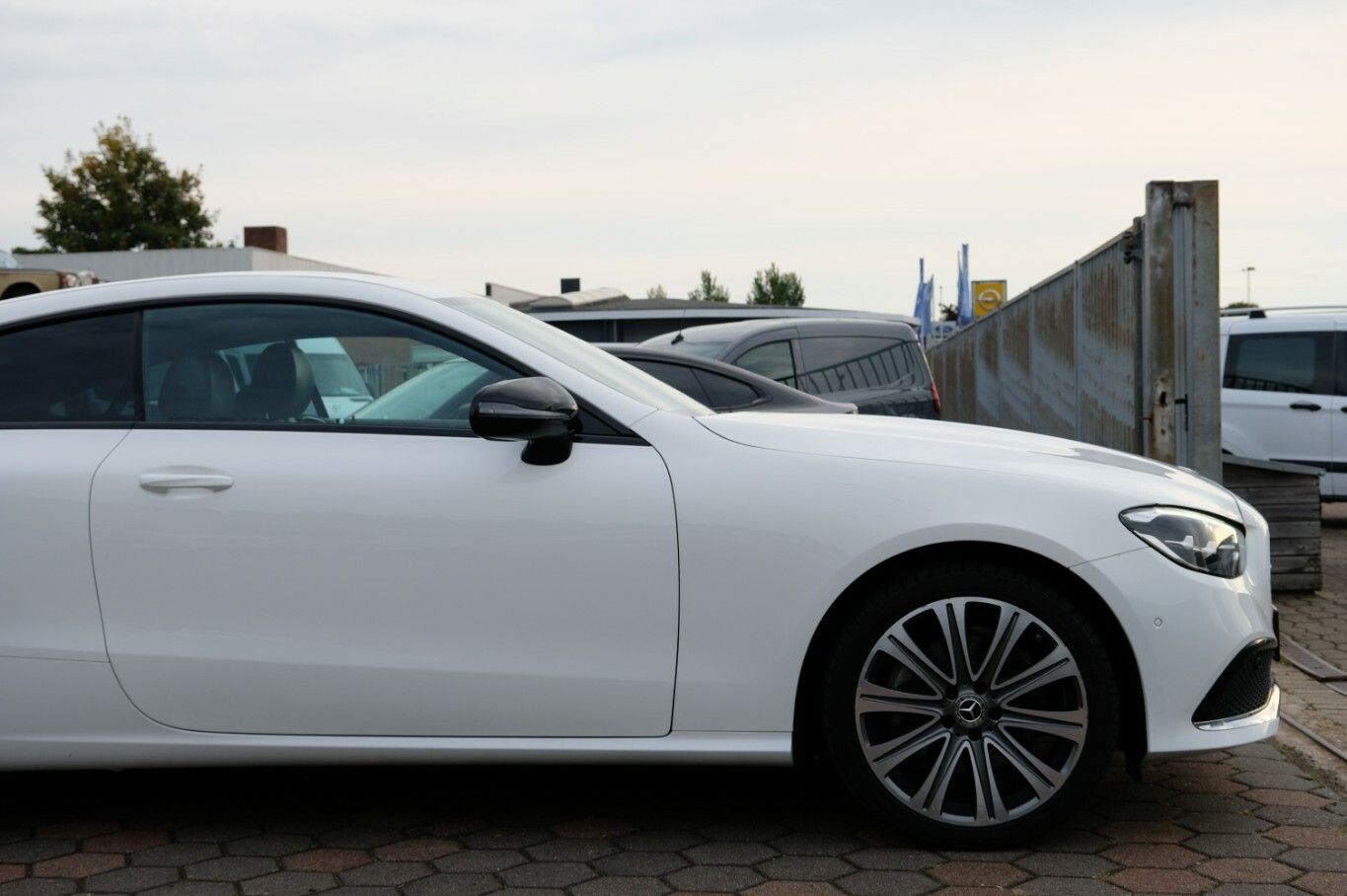 E 200 High End Navi Leder Burmester