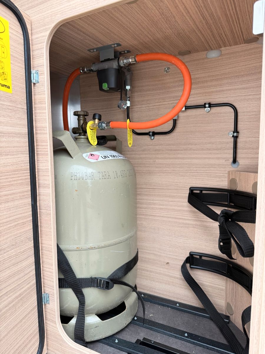Fahrzeugabbildung Malibu Van first class - two rooms GT skyview 640 LE RB