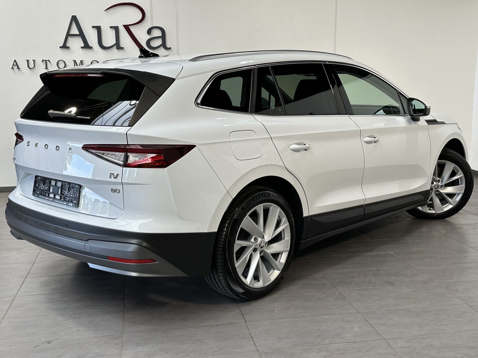 Fahrzeugabbildung SKODA Enyaq 80 Loft NAV+LED+ACC+VCOCKPIT+CARPLAY+20ZO