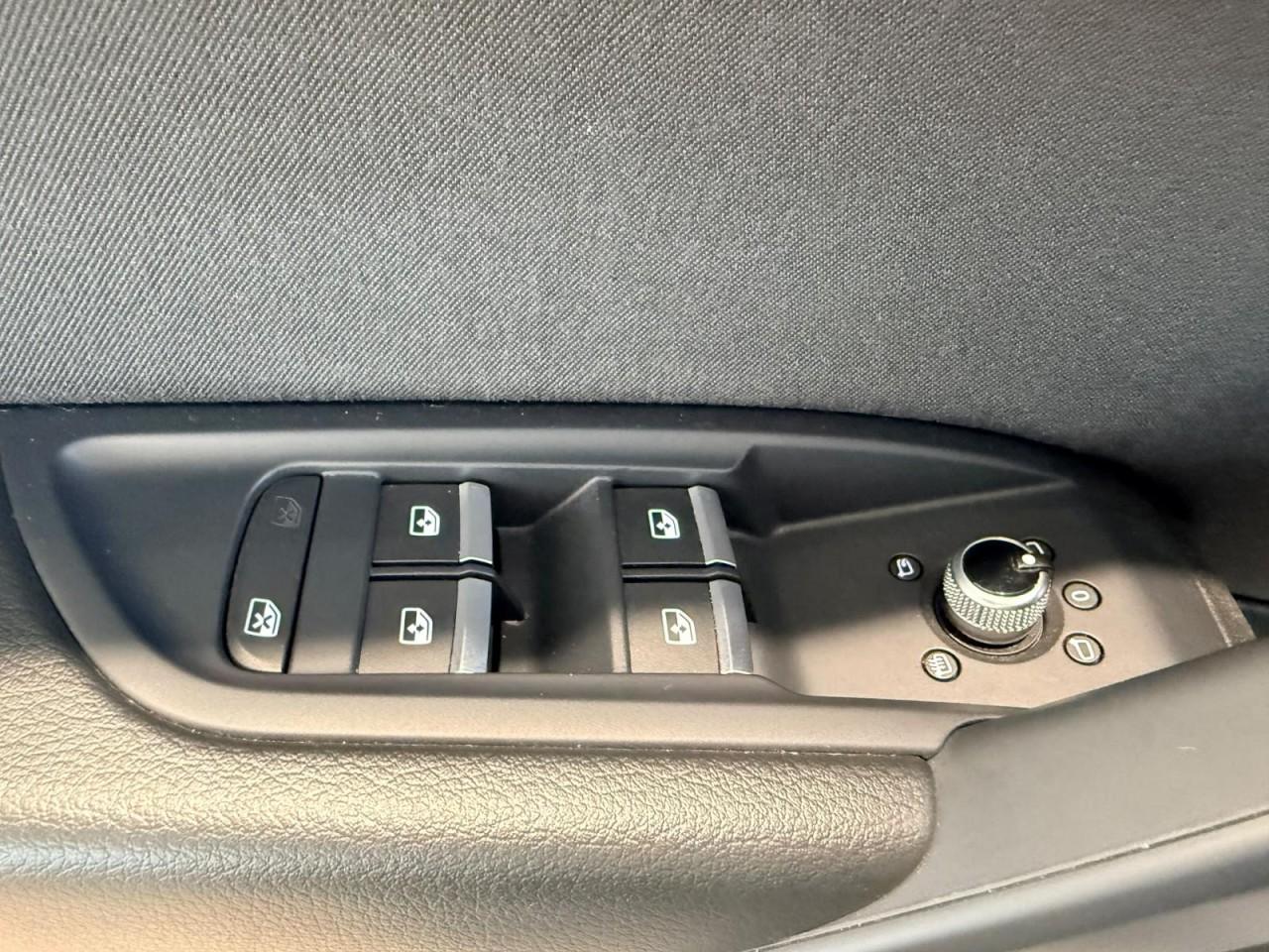 Audi Q5 S line 35 2.0TDI S-tronic LED PDC Tempo, миниатюра 7
