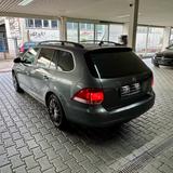 Volkswagen Golf 1.6 Variant*KLIMAAUTOM*NAVI/CARPLAY*PDC*SHZ - Volkswagen Golf aus 2007: 1.6